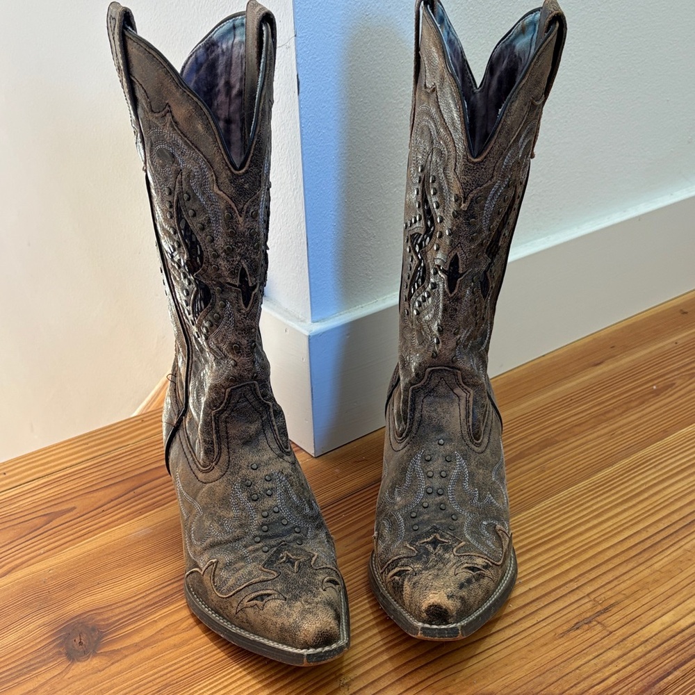 Laredo Brown Heeled Boots